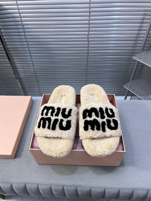 Miumiu缪缪2024新款字母羊毛毛拖 全真羊毛 码数35-40
